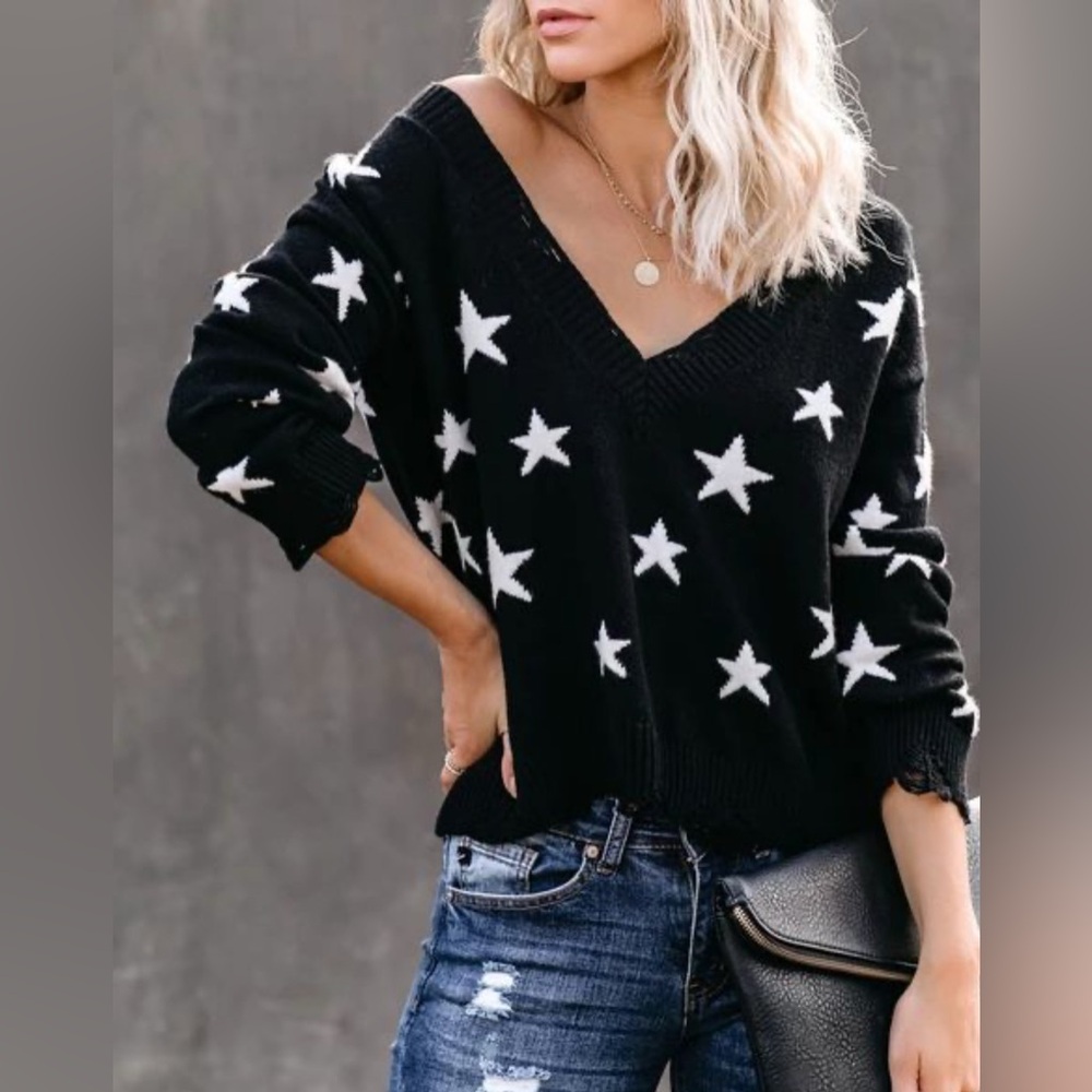 VICI Counting Stars Distressed Knit Sweater | NWT | S